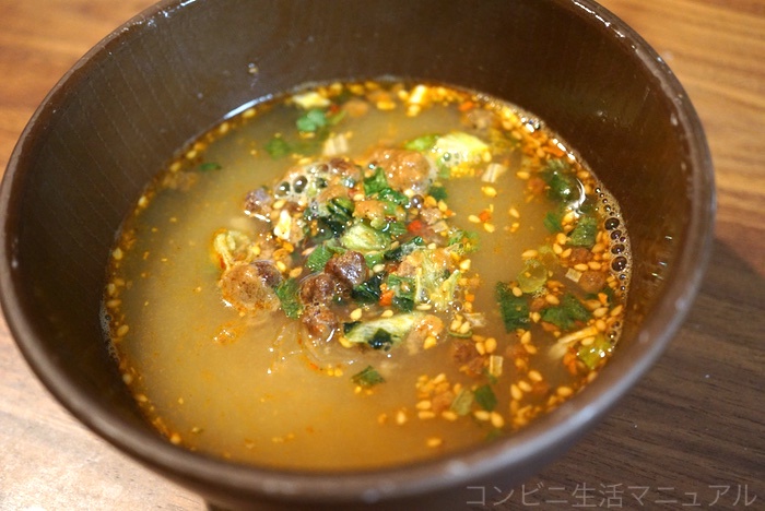 出来上がった濃厚なねりごま風味 担々麺味春雨スープ